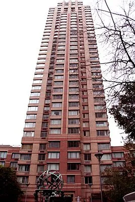 Sold by UPIA Properties LLC | media 34