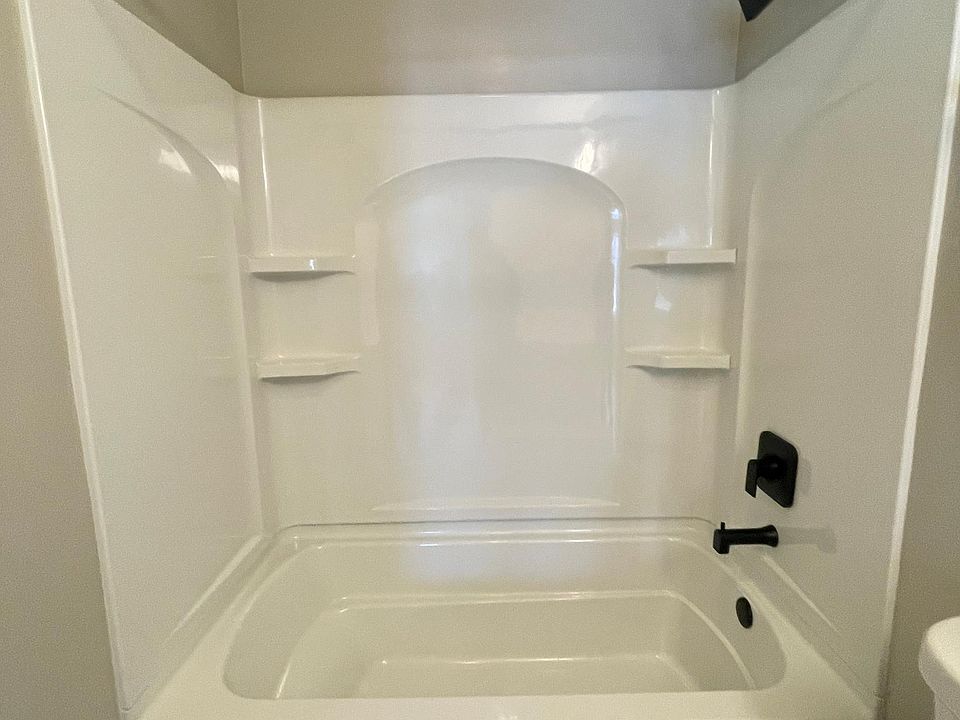 1st image of 1344 7th Ave APT 28