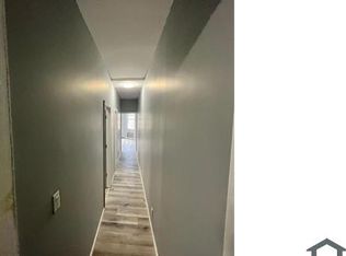 32 Van Cortlandt Park Ave 4S-FLR 4, Yonkers, NY 10701