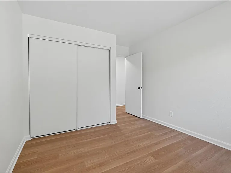 521 Spring Dr #A — Photo 15