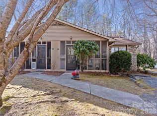 193 Freedom Rd, Hendersonville, NC 28792