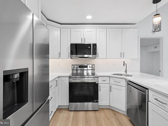 4th image of 1323 Eagles Ridge Dr #23
