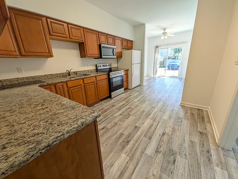 310 Del Rhodes Ave #A — Photo 15
