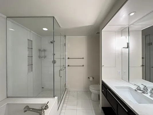 Rented by REAL New York | media 4