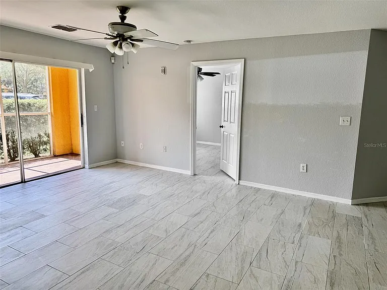 5475 Vineland Rd #8113 — Photo 14