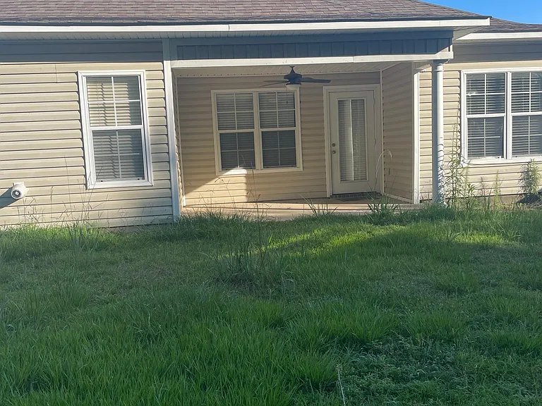 18 Clear Springs Ct — Photo 31