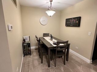 1062 Boston Hbr #2, Schaumburg, IL 60193