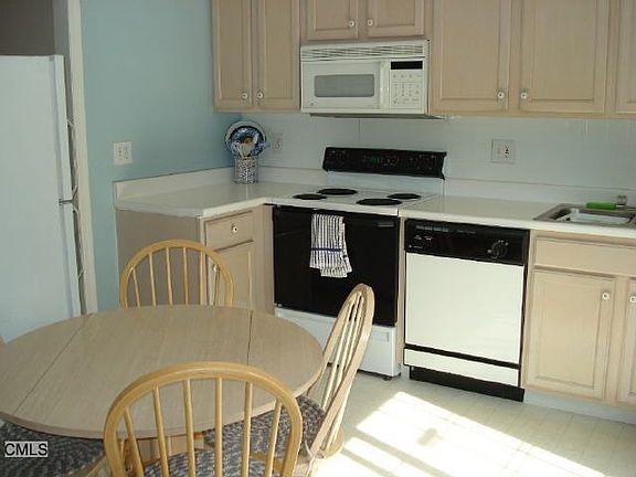 2nd image of 14 South St Unit 26