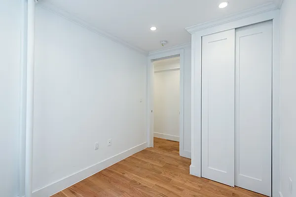 Rented by Nooklyn NYC LLC | media 24