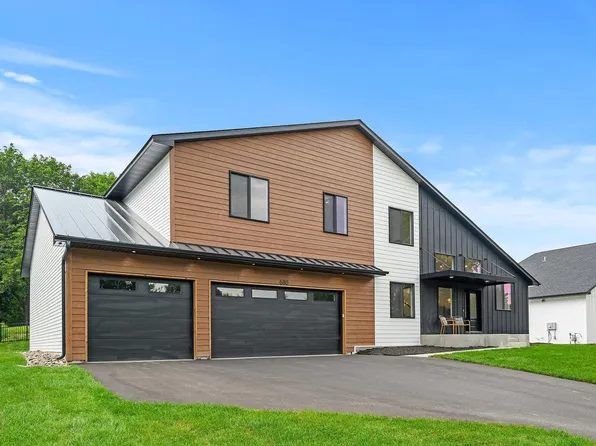680 Inca Ln, New Brighton, MN 55112