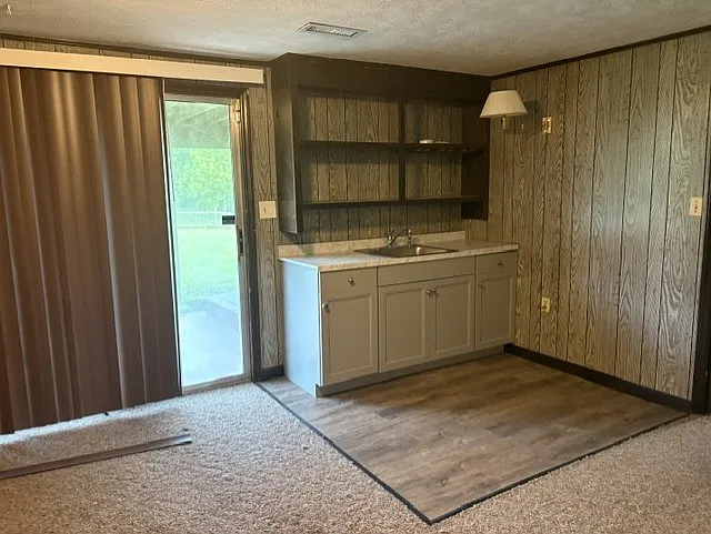 1701 Heritage Cir — Photo 19