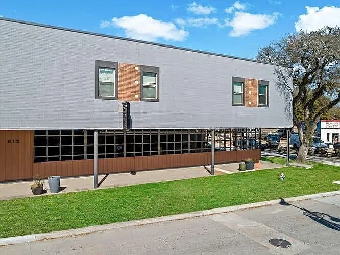 The Lofts — Photo 19