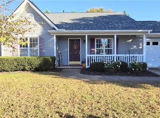 4841 Fallfield Dr, Kernersville, NC 27284