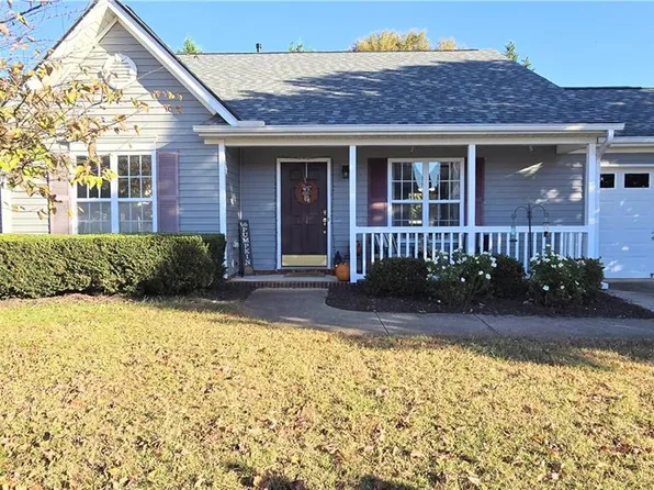 4841 Fallfield Dr, Kernersville, NC 27284