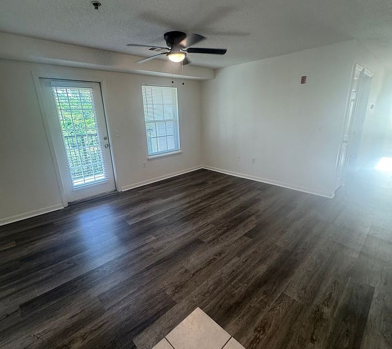 1st image of 1525 Spring Place Rd SE #522