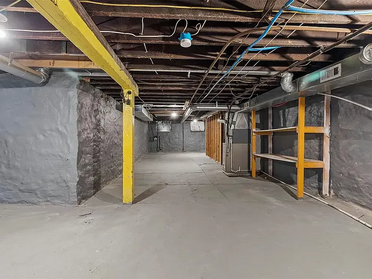 3418 Pennsylvania Ave — Photo 18