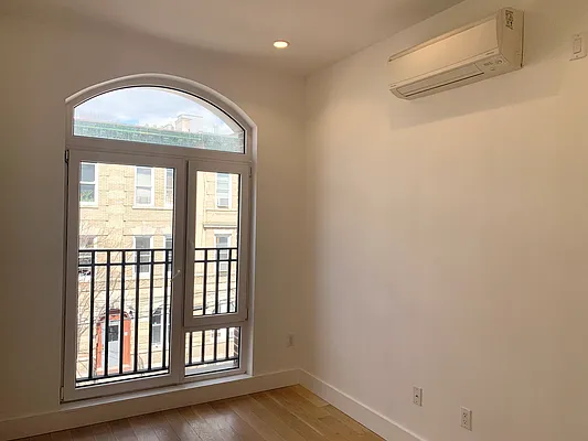 Rented by Rentopia | media 80