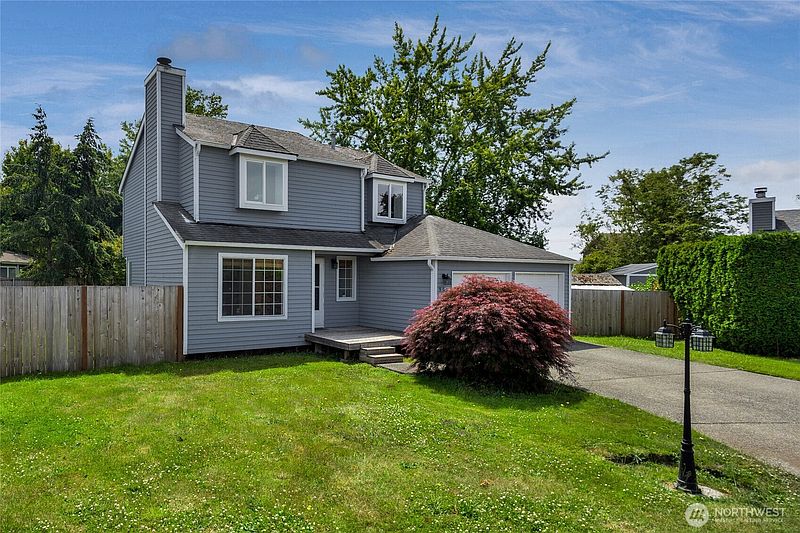 2nd image of 908 Baysinger Place