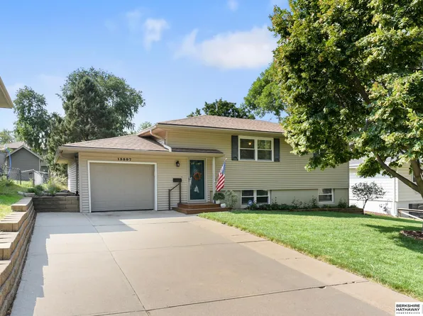 13507 Spring St, Omaha, NE 68144