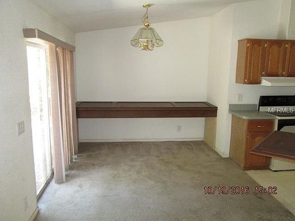 3rd image of 5801 Millstream Dr