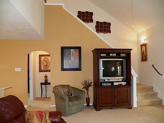 View of the stairs leading to the gameroom and secondary bedrooms
