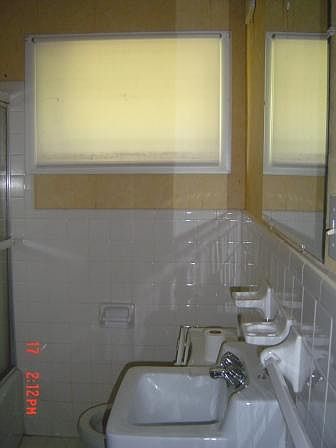 2nd image of 6617 Lake Shore Dr