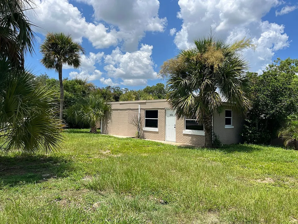 3735 Highway 60 E