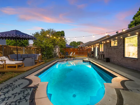 2445 Claremont Dr, Grand Prairie, TX 75052