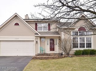 1379 Northgate Dr, Bartlett, IL 60103