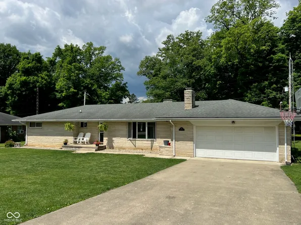 908 Northwood Dr, Rockville, IN 47872