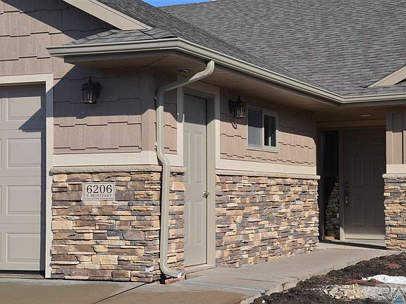 4th image of 6206 S Monterey Pl