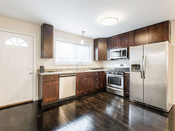 5th image of 4326 N Kedvale Ave APT F