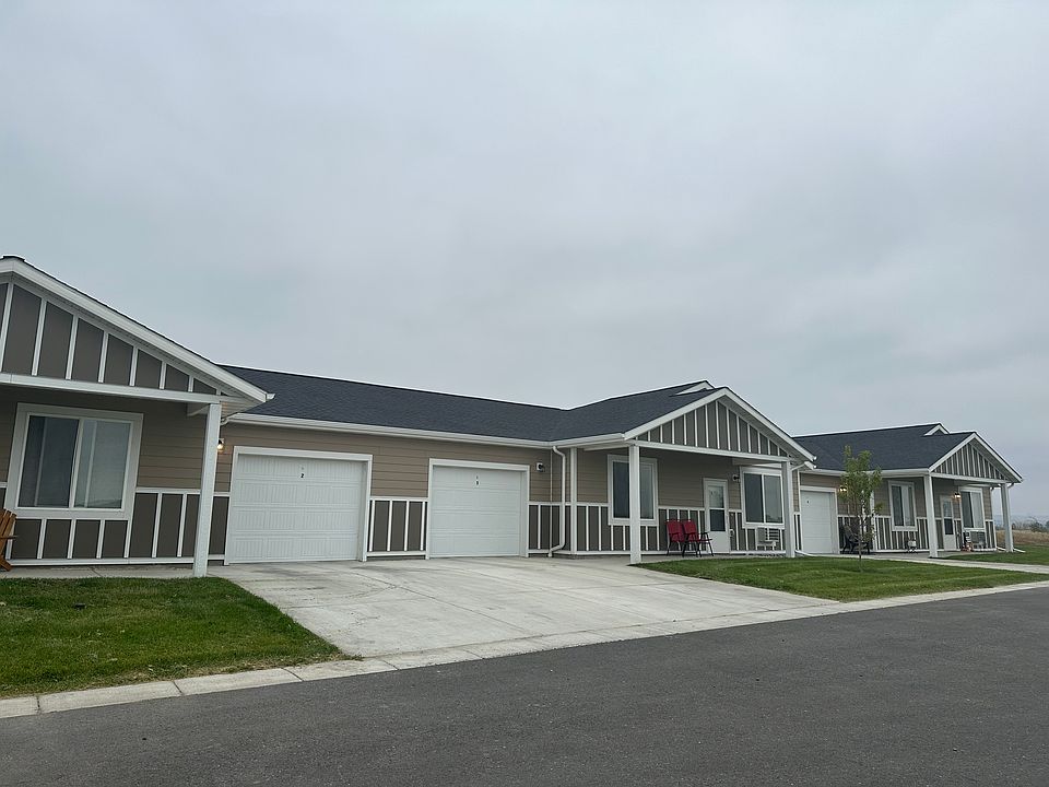 Attached garage included for free
