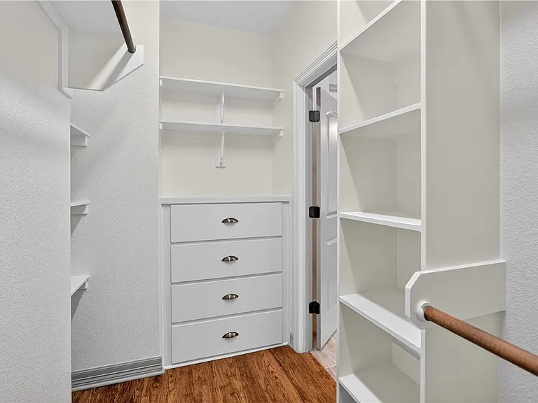 4008 High Creek Ct — Photo 15