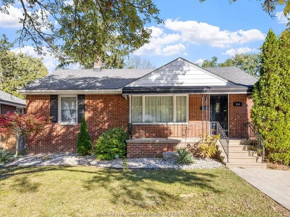 946 Belleperche Pl, Windsor, ON N8S 3C3