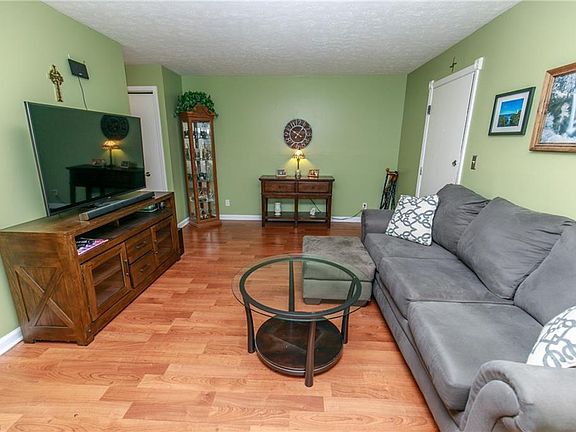 3rd image of 27427 Westown Blvd APT 1704