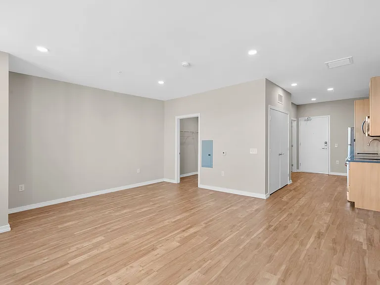 The Keystone Apartments — Photo 61