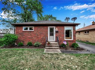 48 Charlotte Rd, Cheektowaga, NY 14225