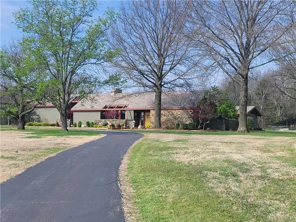 2806 S Horton St, Fort Scott, KS 66701