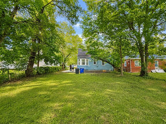 3rd image of 4575 Neff Ave