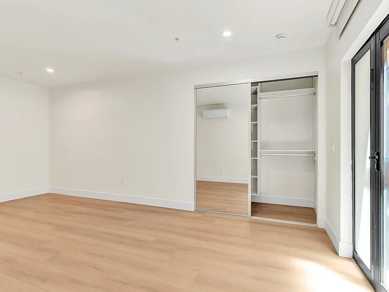7846 Herschel Ave #7 — Photo 11