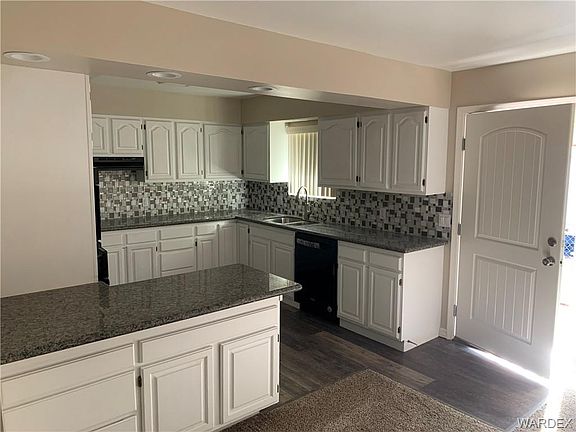 4th image of 2386 Castle Rock Cir