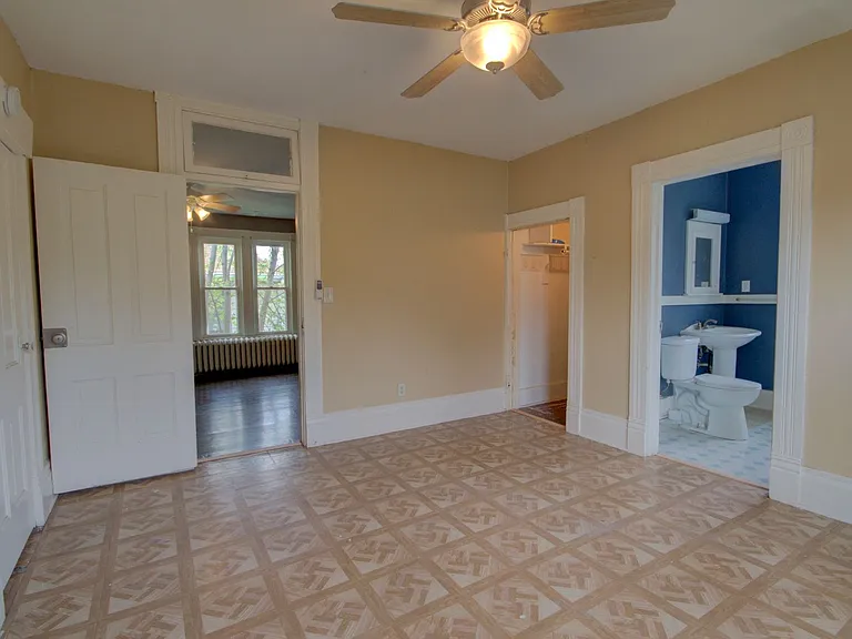 1724 Farnam St — Photo 7
