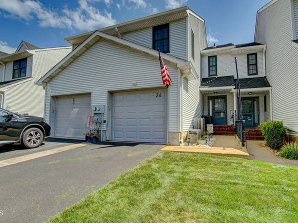 24 Chestnut Way #2-4, Manalapan, NJ 07726