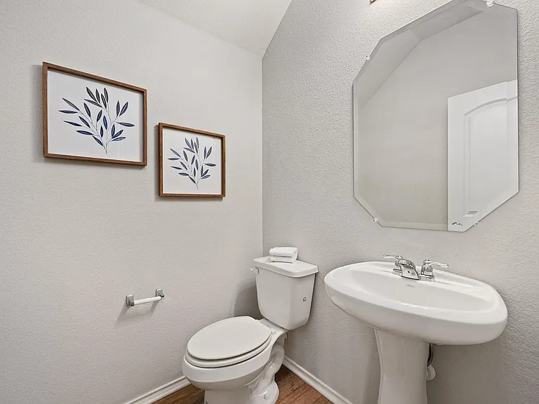 129 Purple Heart Dr — Photo 13