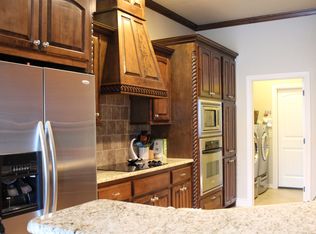 2613 SE 6th St, Moore, OK 73160