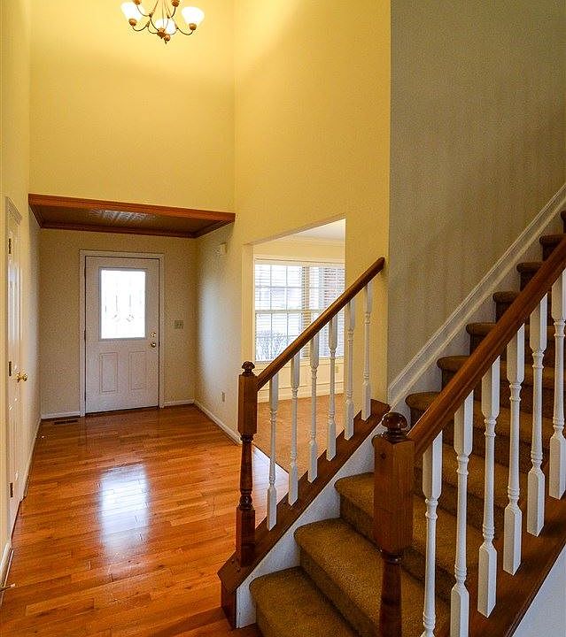 1st image of 369 Foxhunt Dr