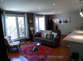 2064 Queen St E #4, Toronto, ON M4E 1C9