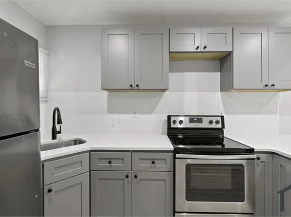 2550 N 17th St #1, Philadelphia, PA 19132