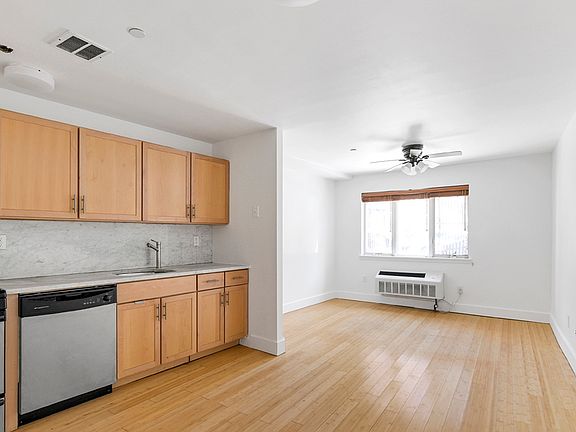 3rd image of 1735 Caton Ave #1CD
